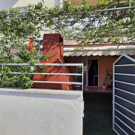 Garden Apartman